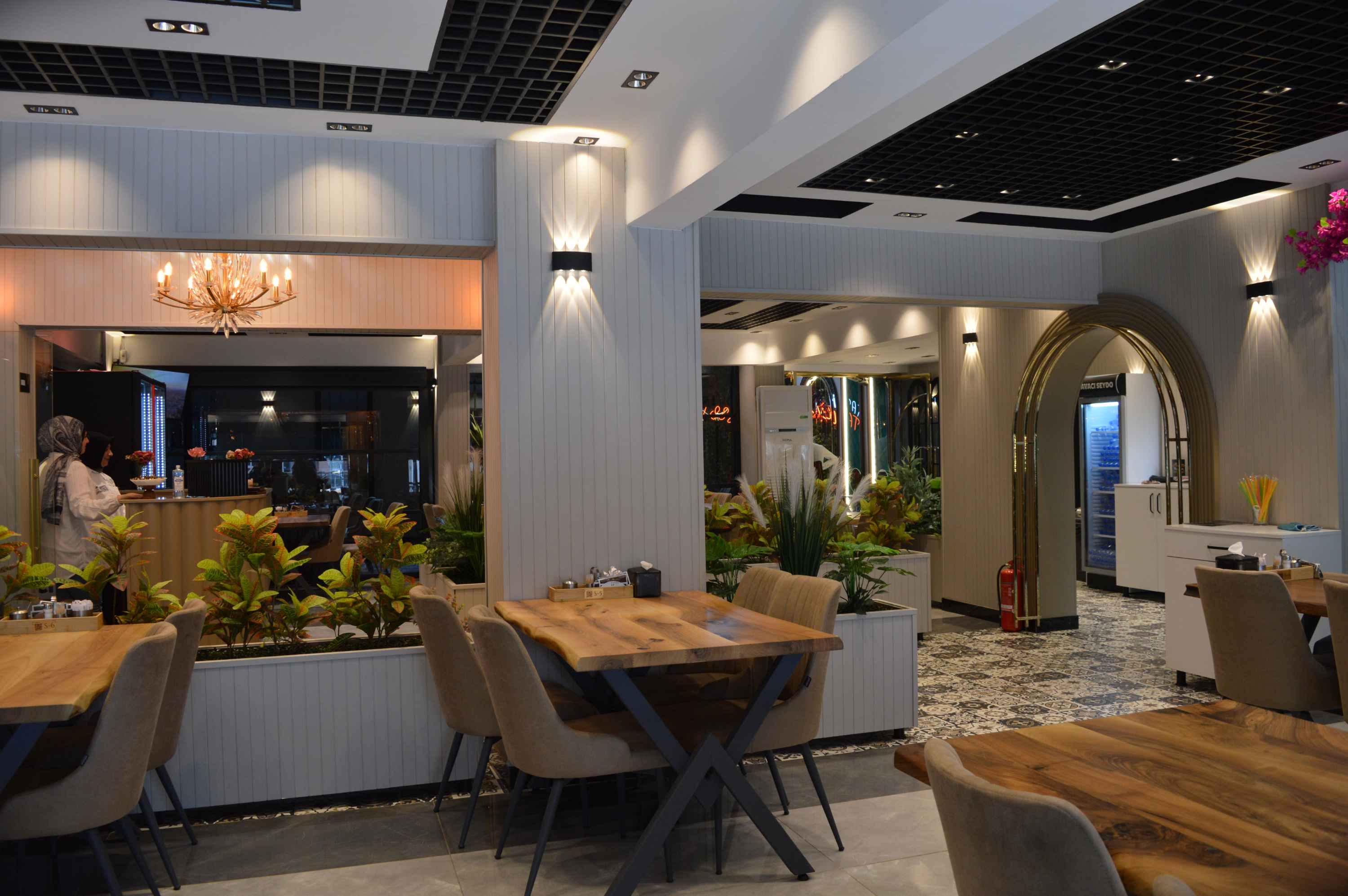 Restaurant girişi